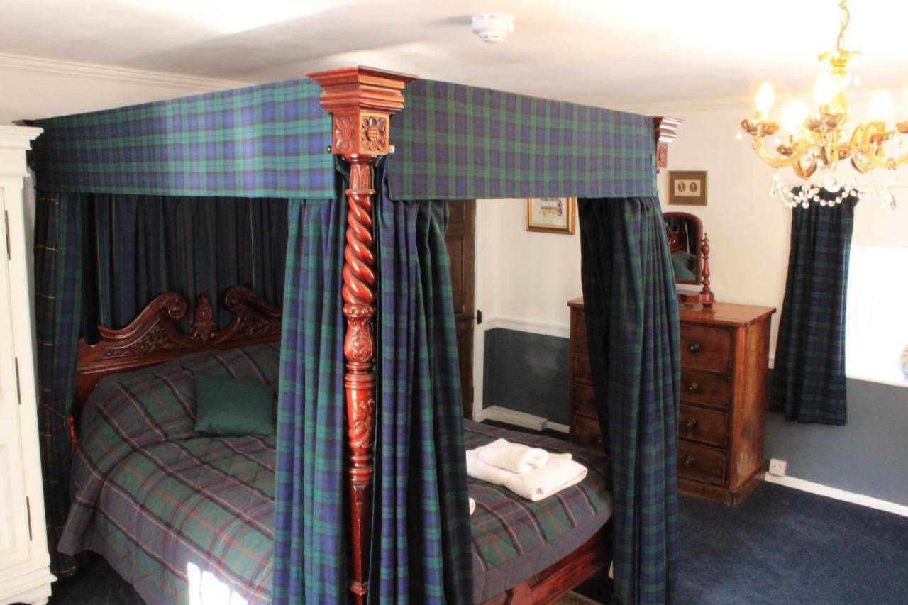 East Wing Lickleyhead Castle Villa Auchleven Екстериор снимка